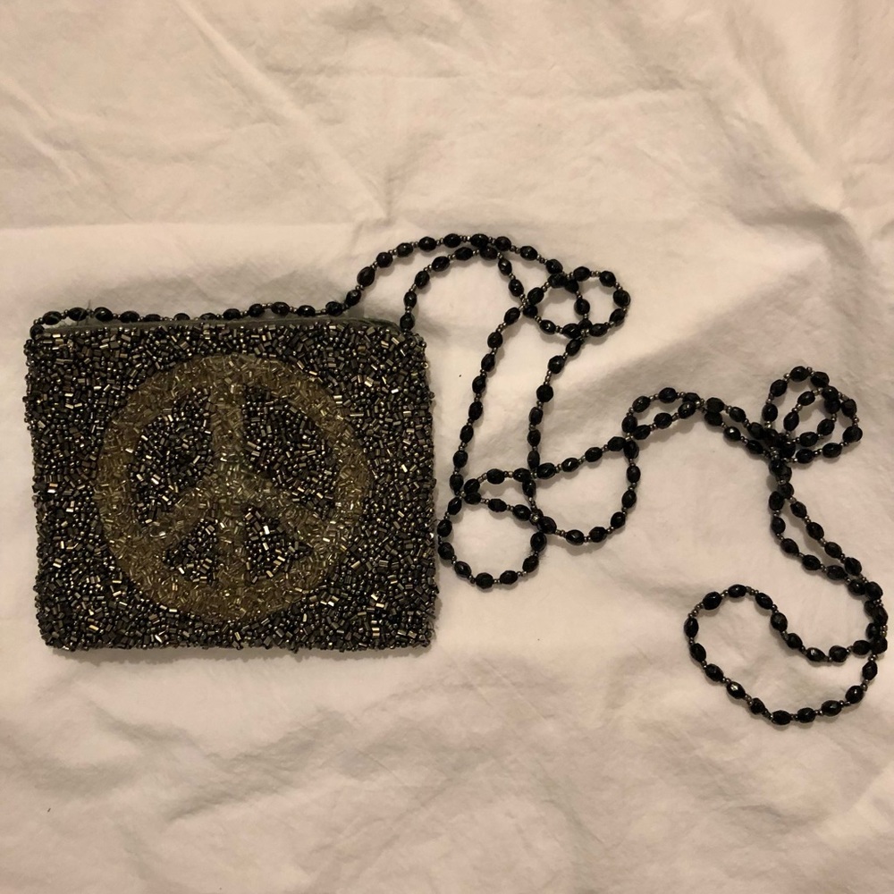Moyna New York Peace Purse